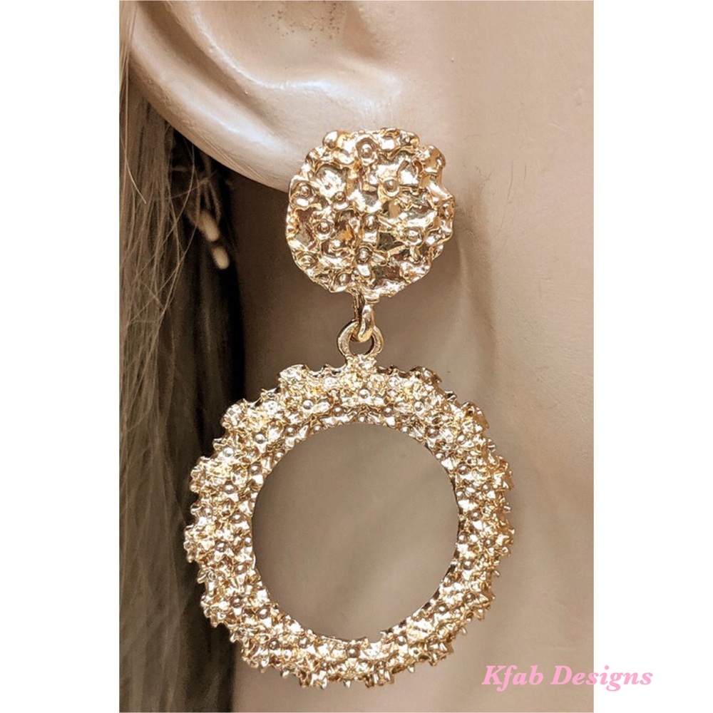 ❤️NEW! Open Hammered Textured Drop Earrings! - Picture 1 of 2